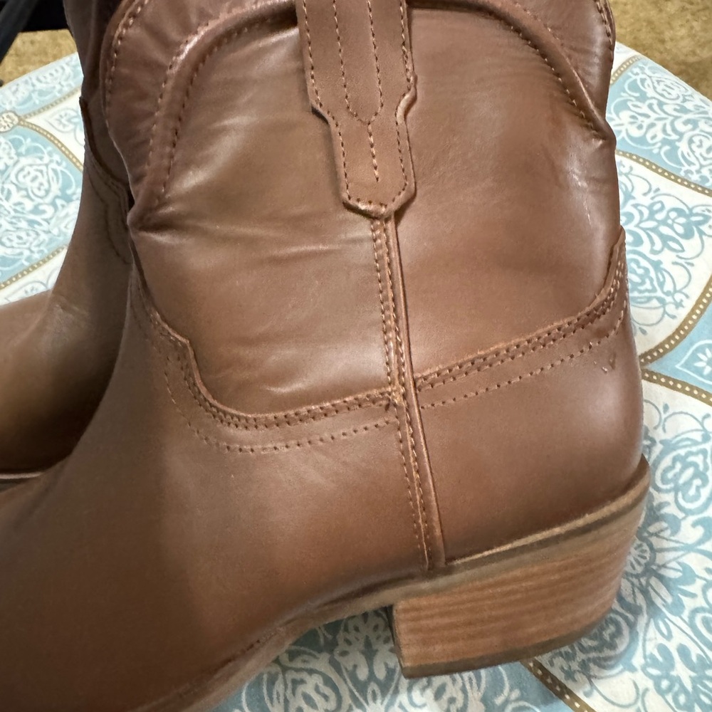 Dingo Women's Tan Leather Ankle Boots - Picture 4 of 8